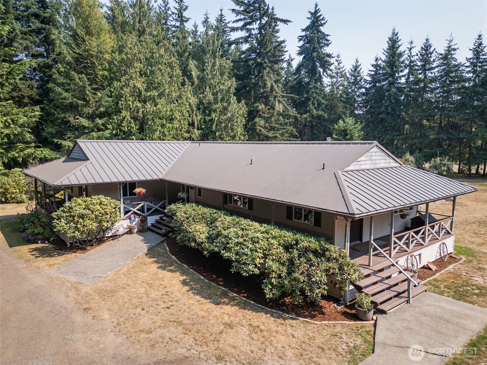 533 Hulse Road Property Photo 1