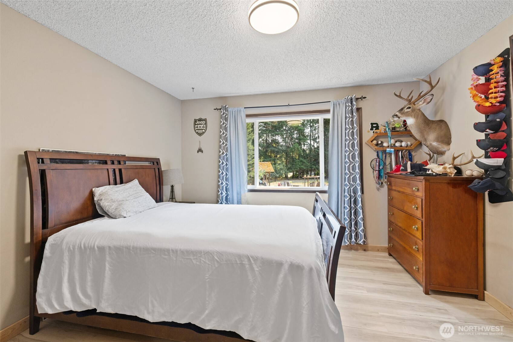 533 Hulse Road Property Photo 14