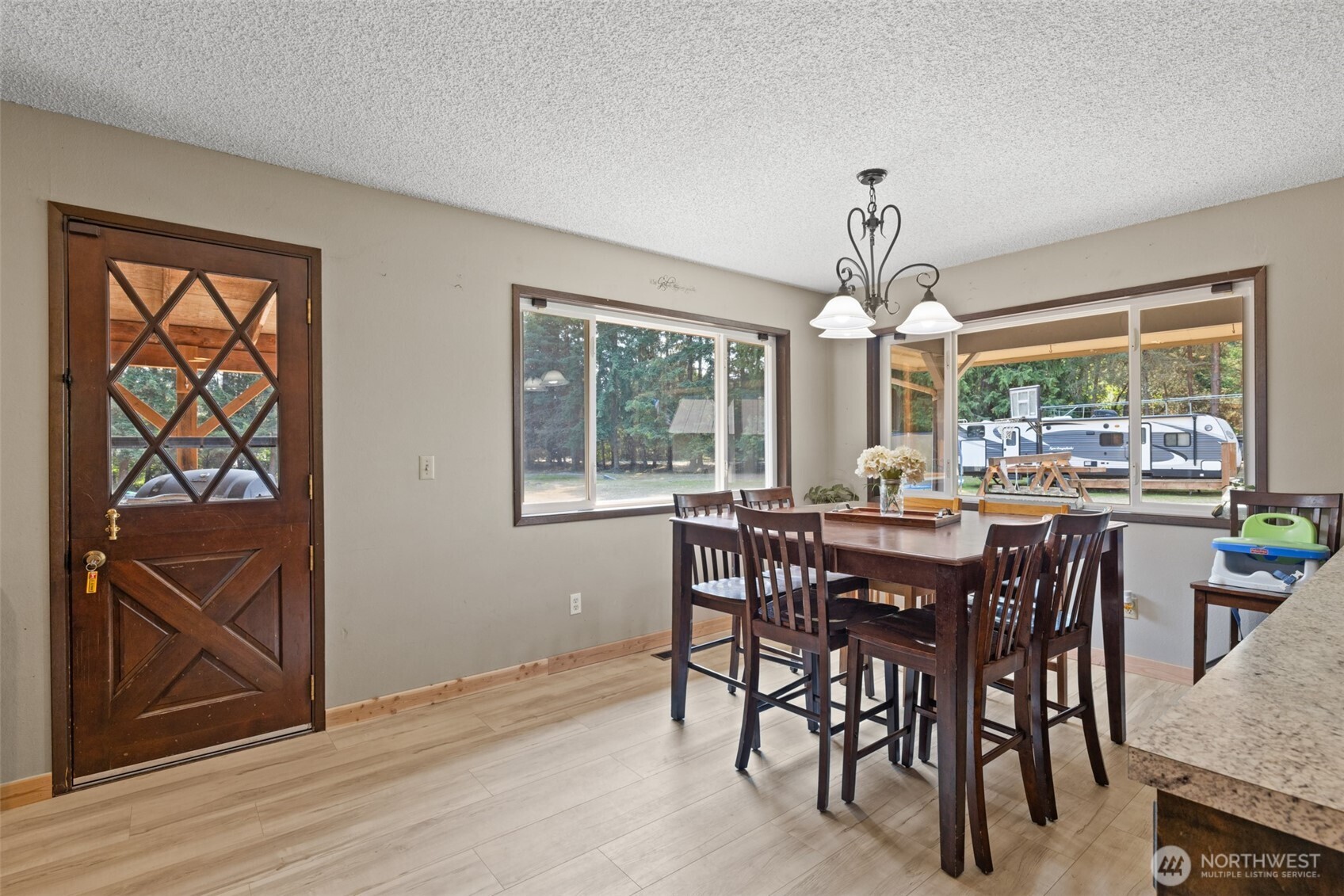 533 Hulse Road Property Photo 15