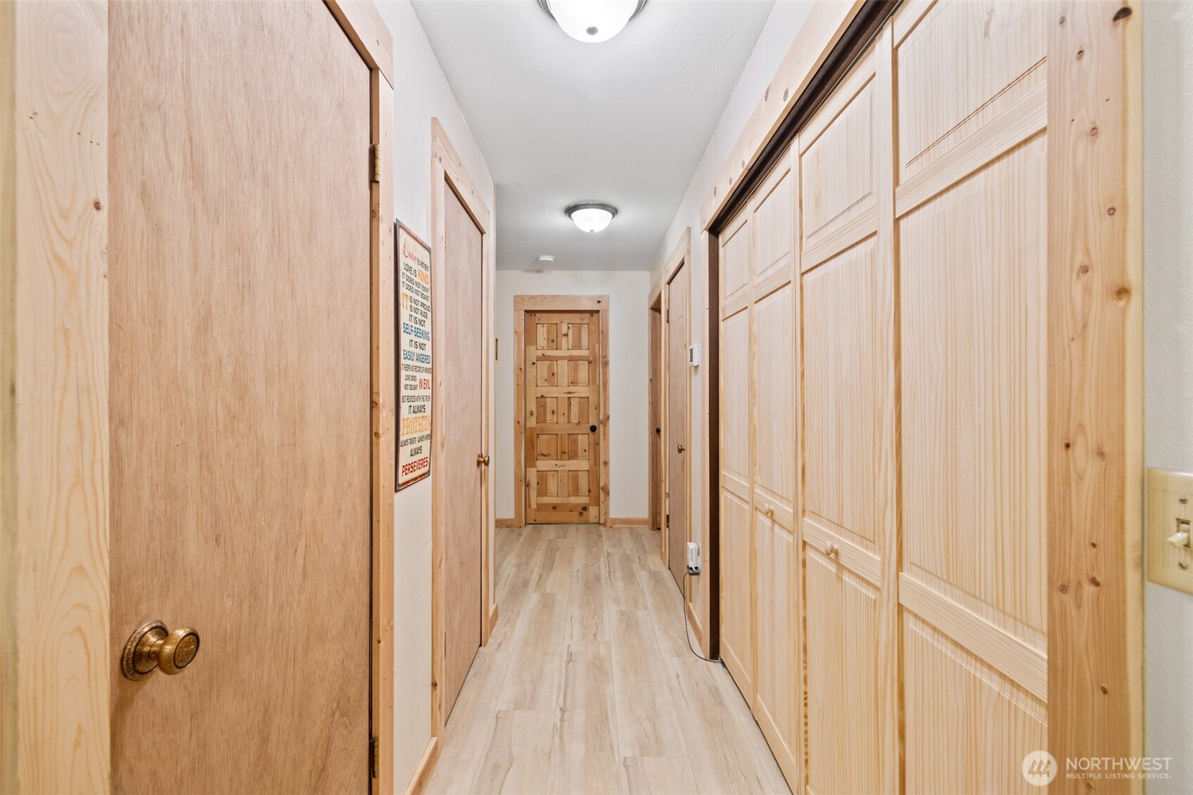 533 Hulse Road Property Photo 16