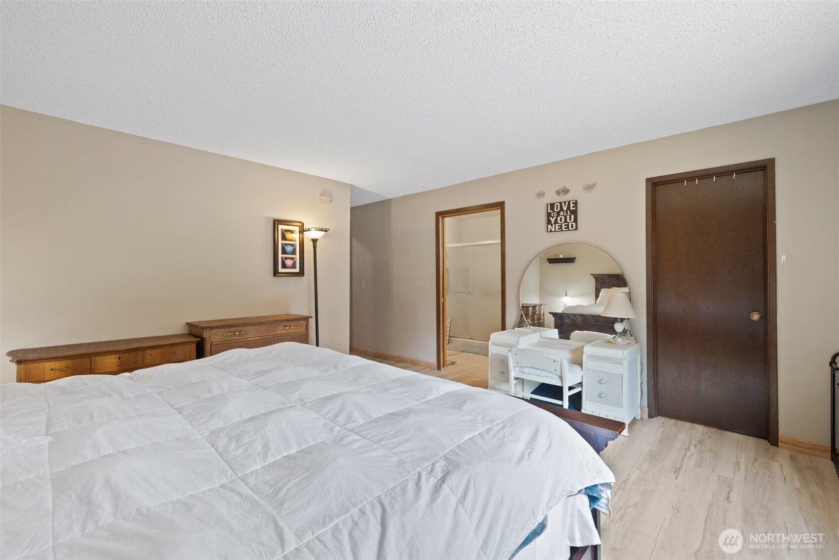 533 Hulse Road Property Photo 25