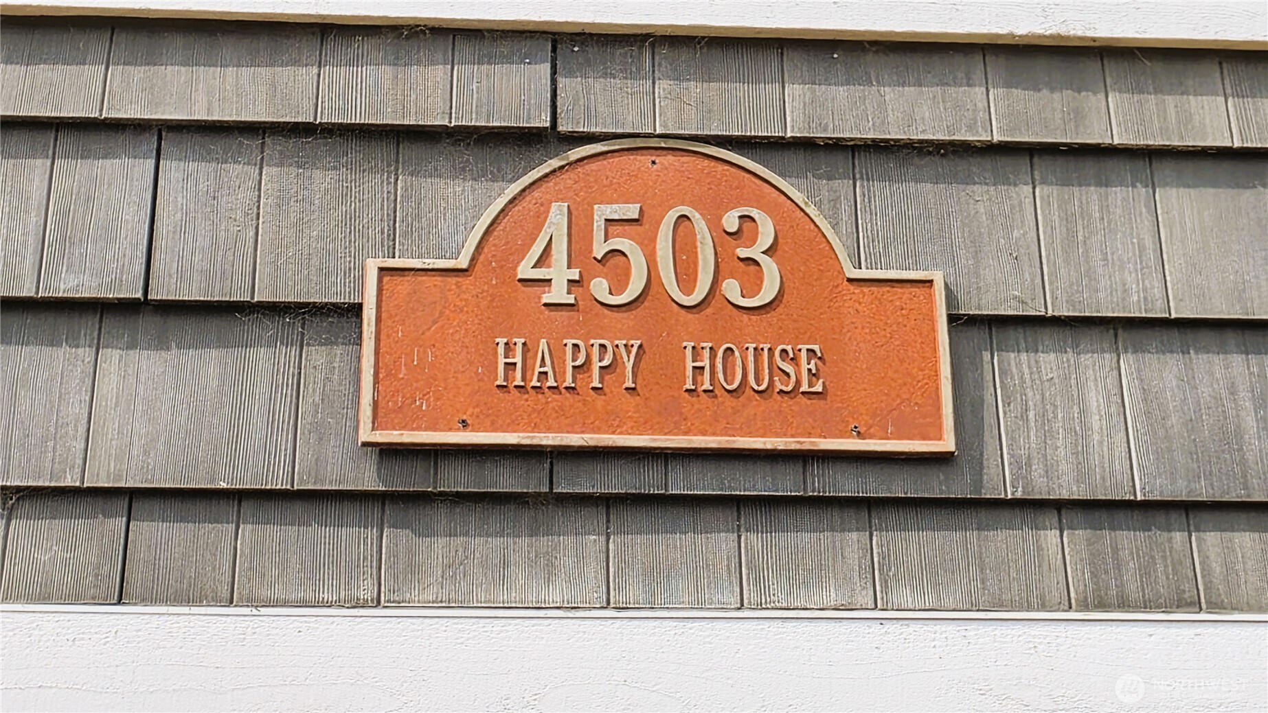 4503 K Place Property Photo 3