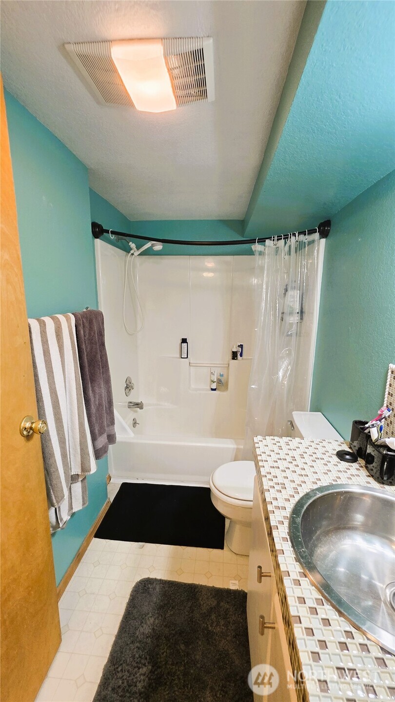 4503 K Place Property Photo 35