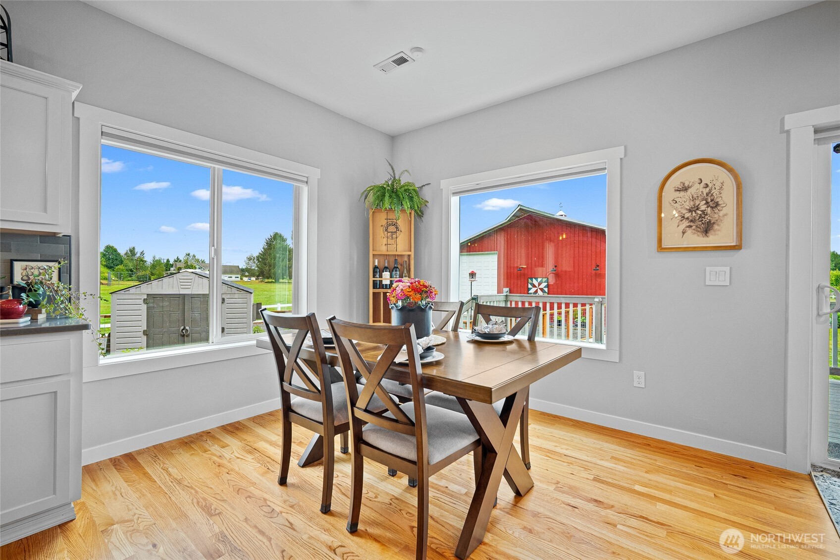24200 Harvey Creek Rd Property Photo 9