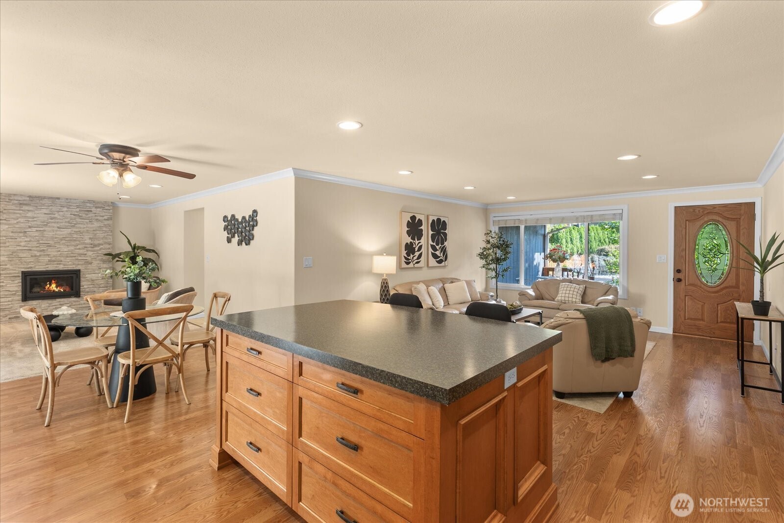 13204 60th Drive Property Photo 11