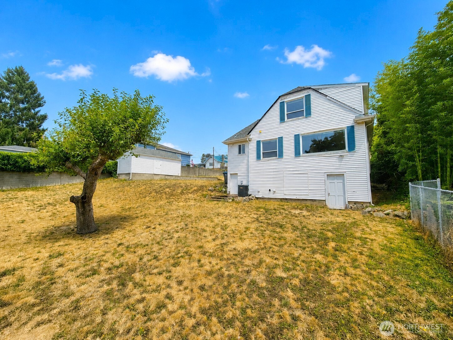 1133 Hayward Avenue Property Photo 5