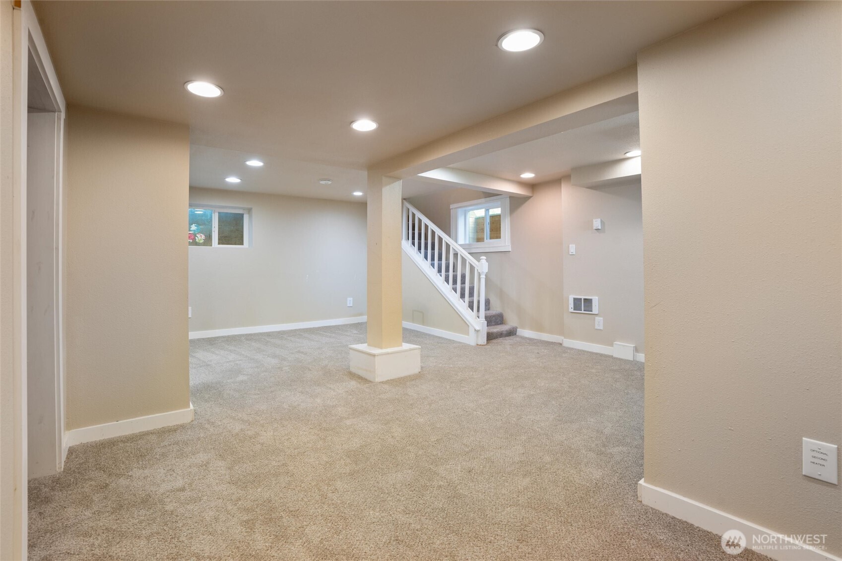 735 S Summit Avenue Property Photo 23