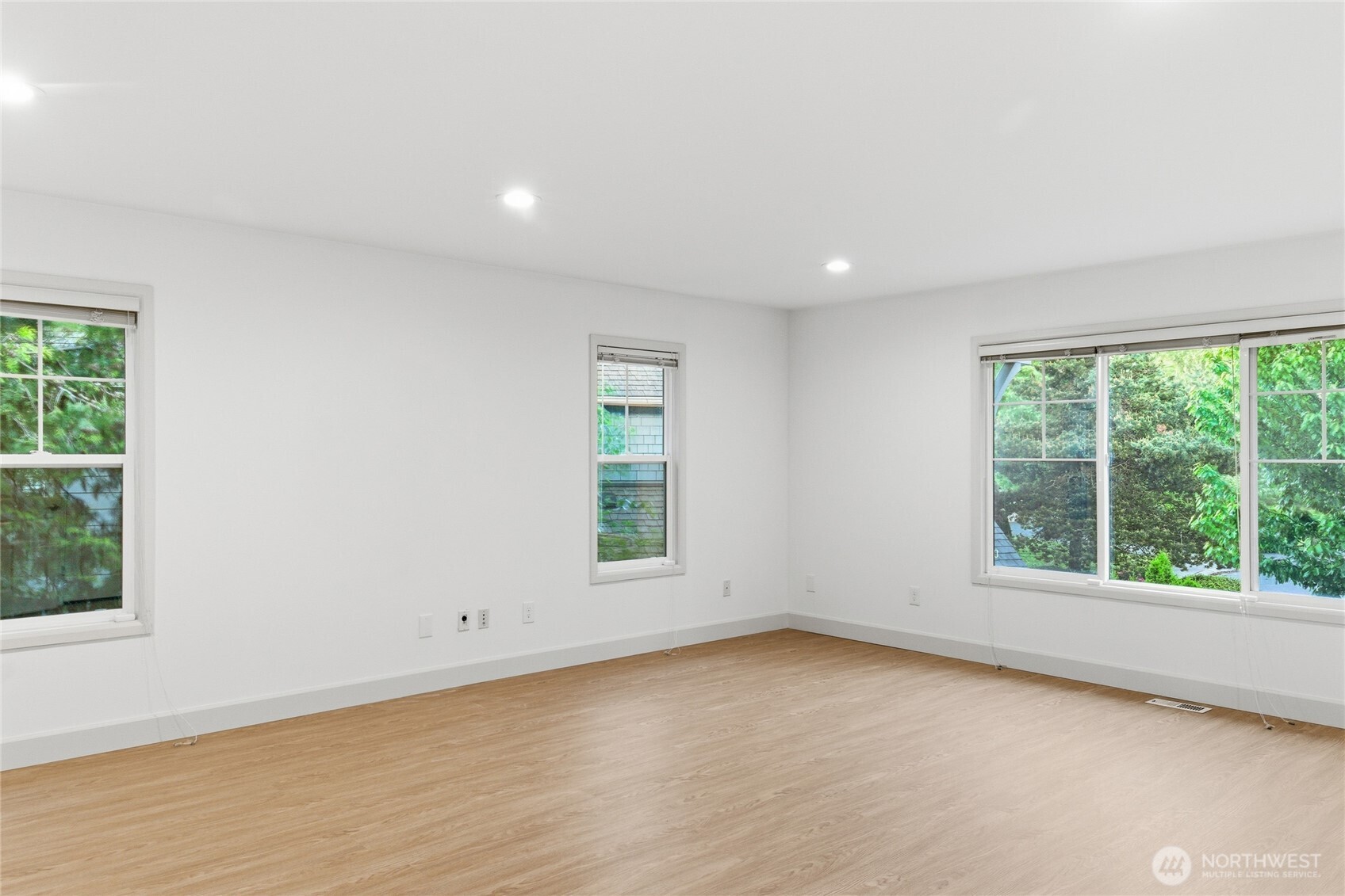 4455 163rd Place Property Photo 33