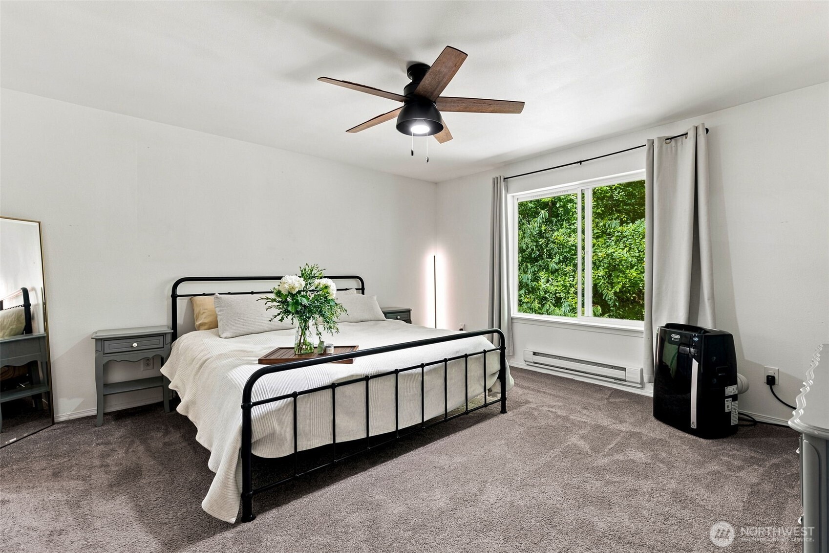896 G Street Property Photo 16