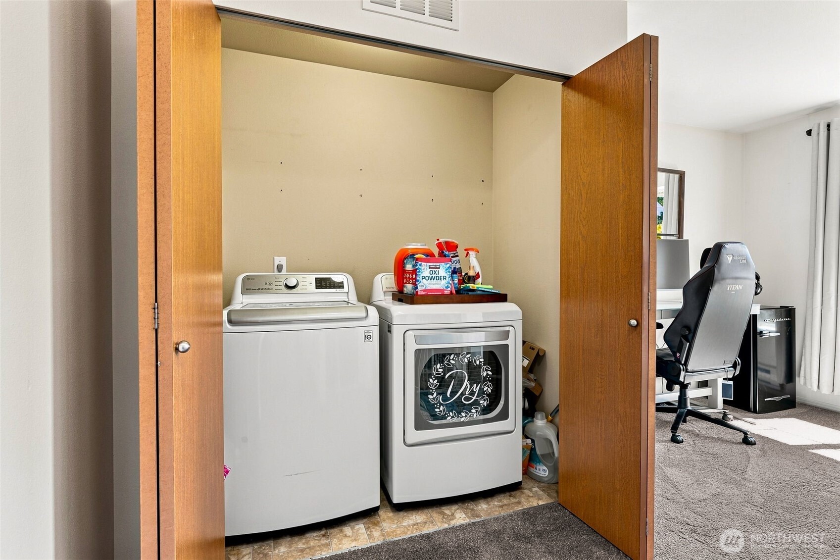 896 G Street Property Photo 23