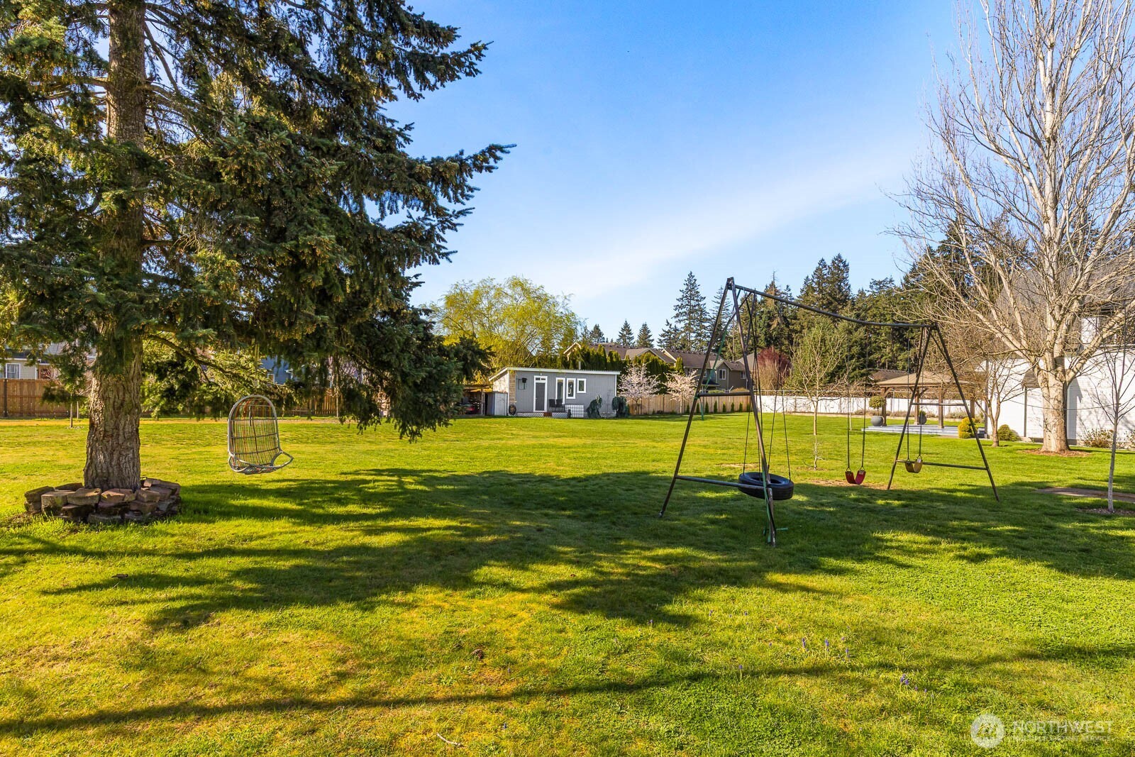 17210 36th Ave E Property Photo 16