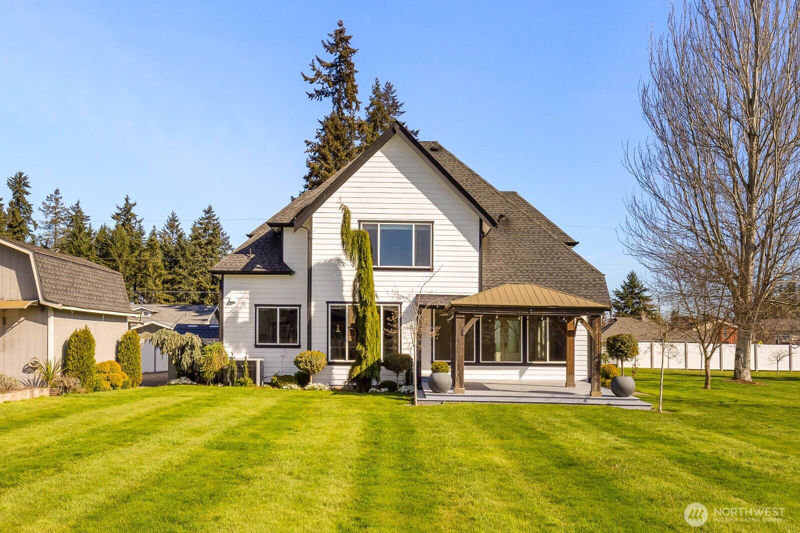 17210 36th Ave E Property Photo 19
