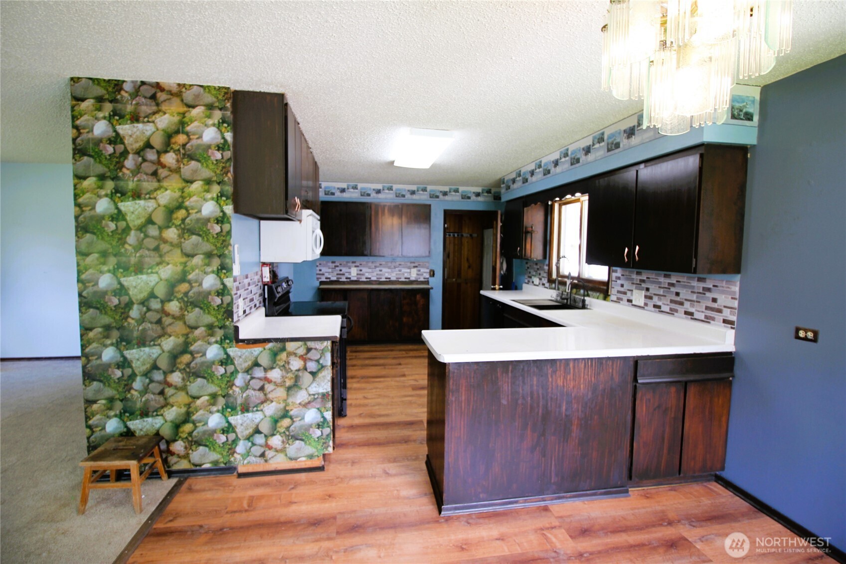 278 W Sixth Street Property Photo 5