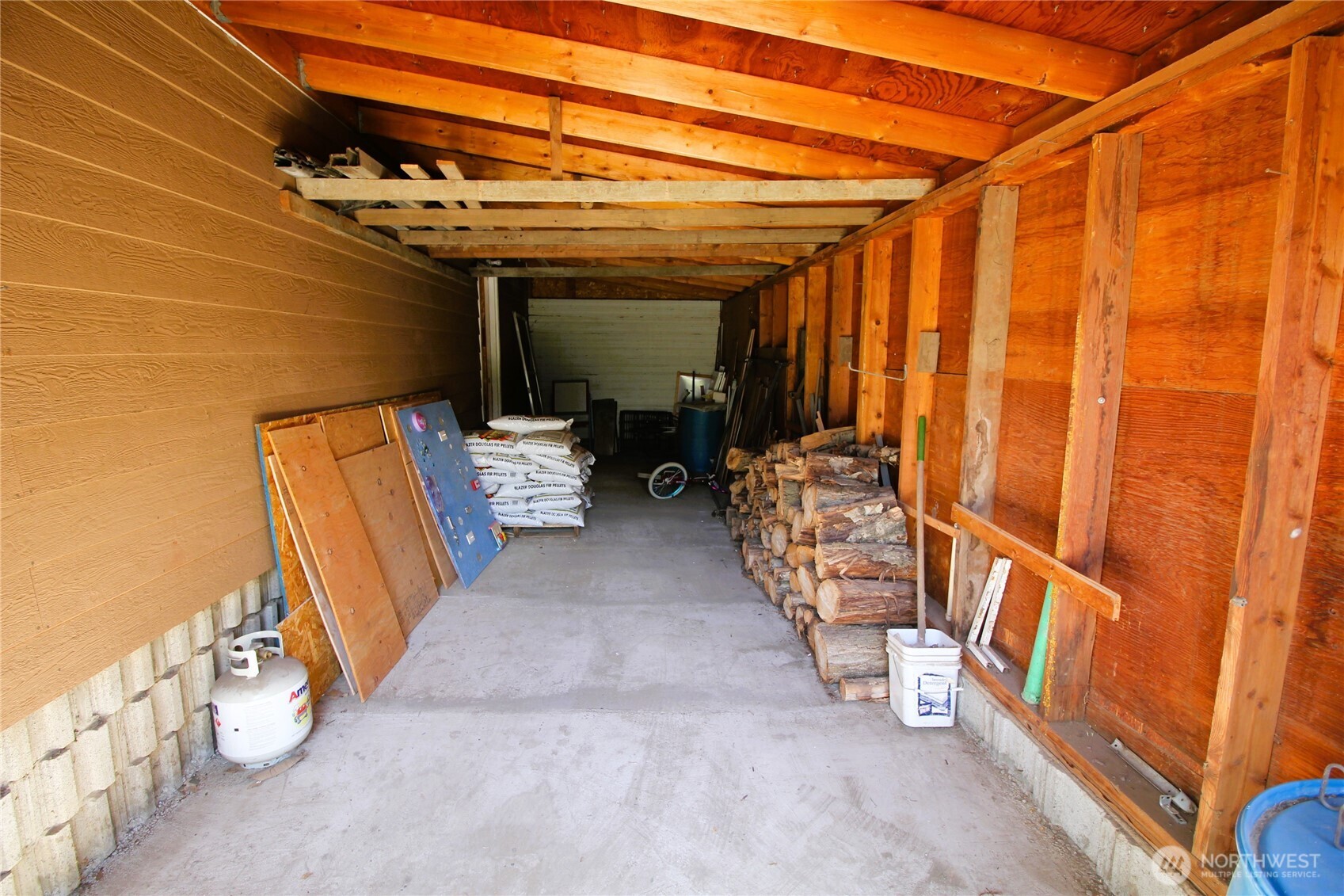 278 W Sixth Street Property Photo 18