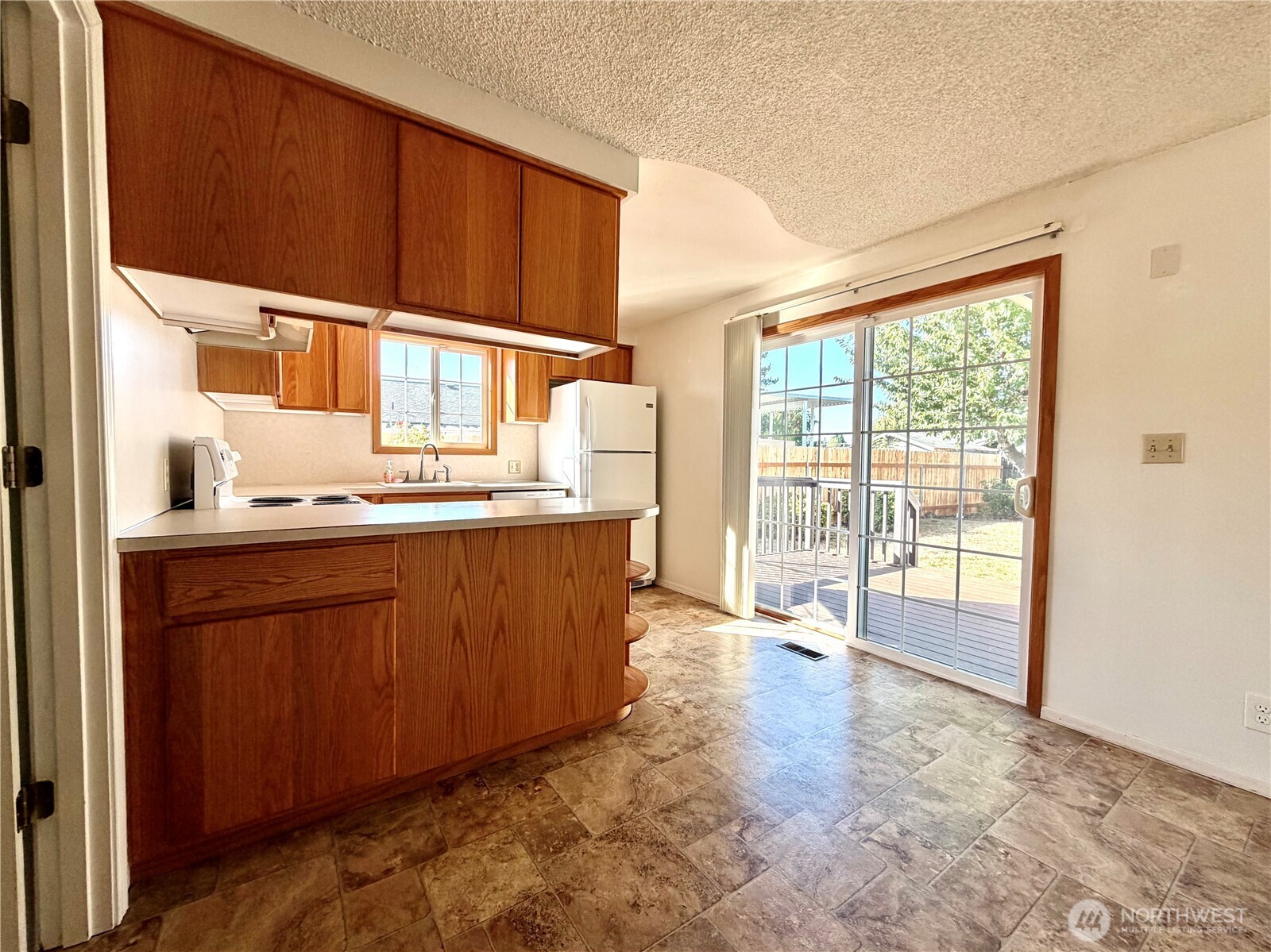 3430 Olive Way Property Photo 7