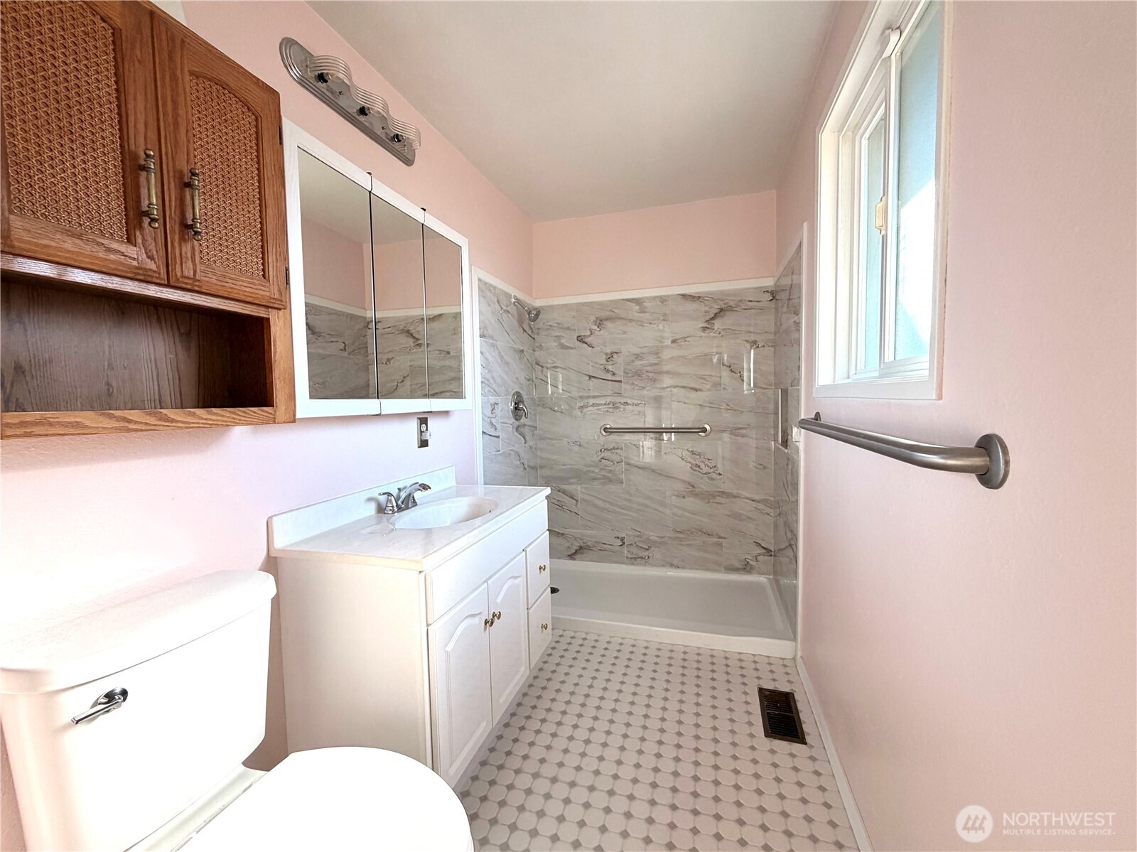 3430 Olive Way Property Photo 13