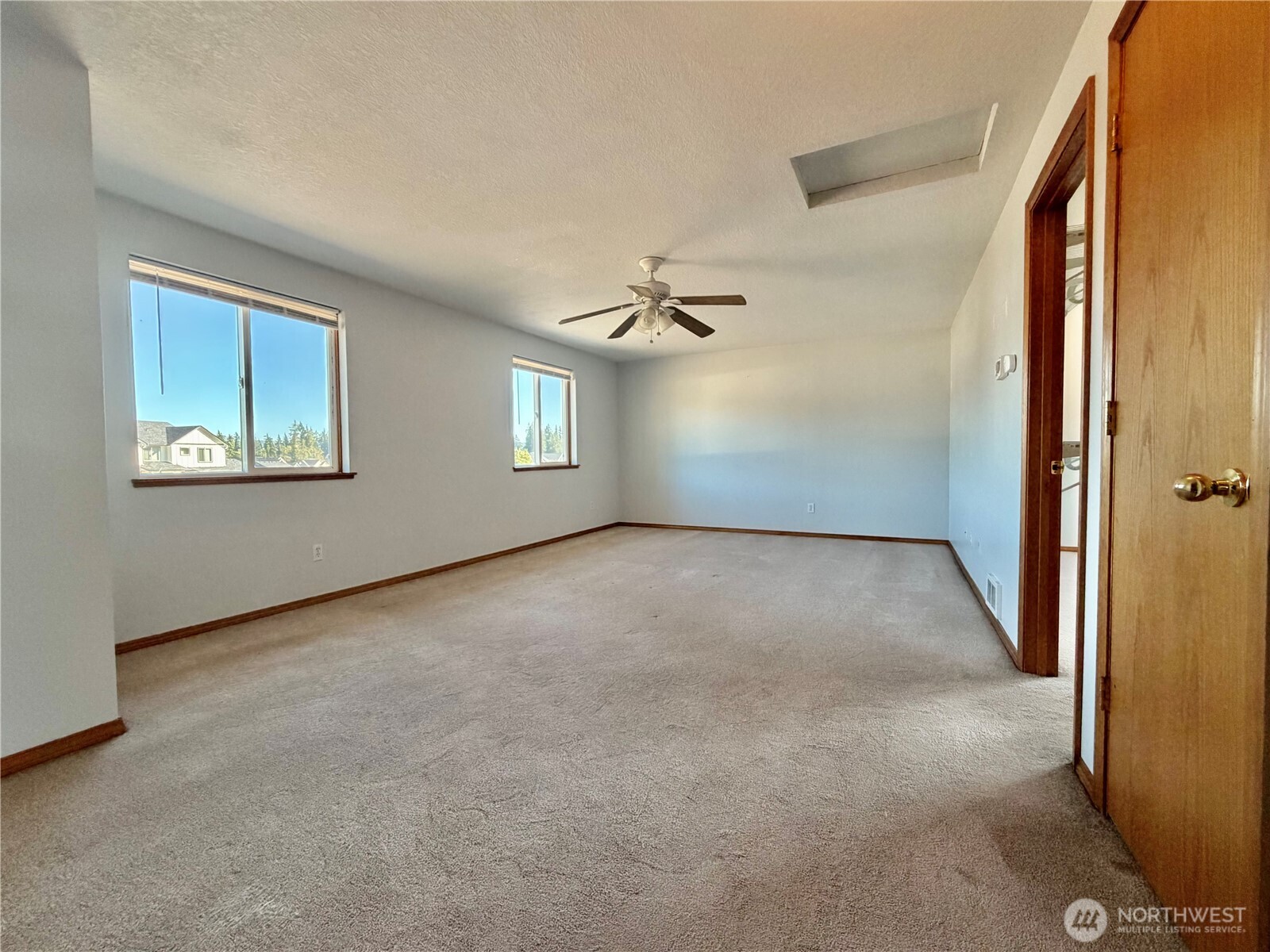 142 Gassman Road Property Photo 11