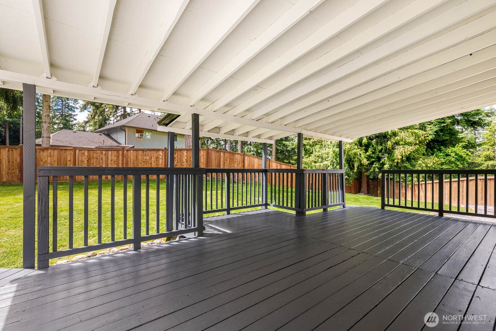 18103 81st St E Property Photo 9