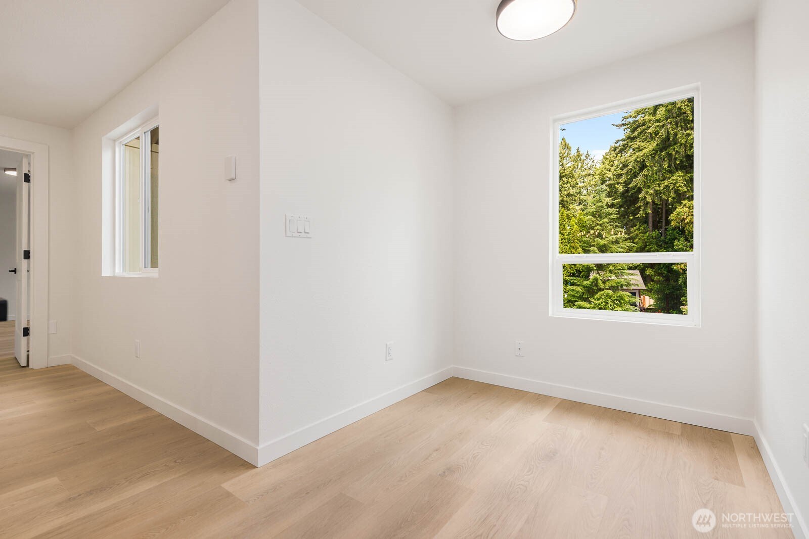 18103 81st St E Property Photo 28