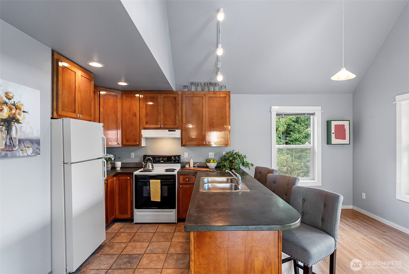 24688 W Holly View Drive Property Photo 8