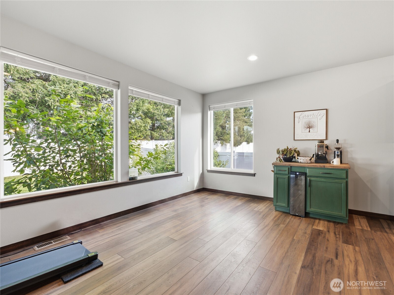 625 S Perry Avenue Property Photo 17