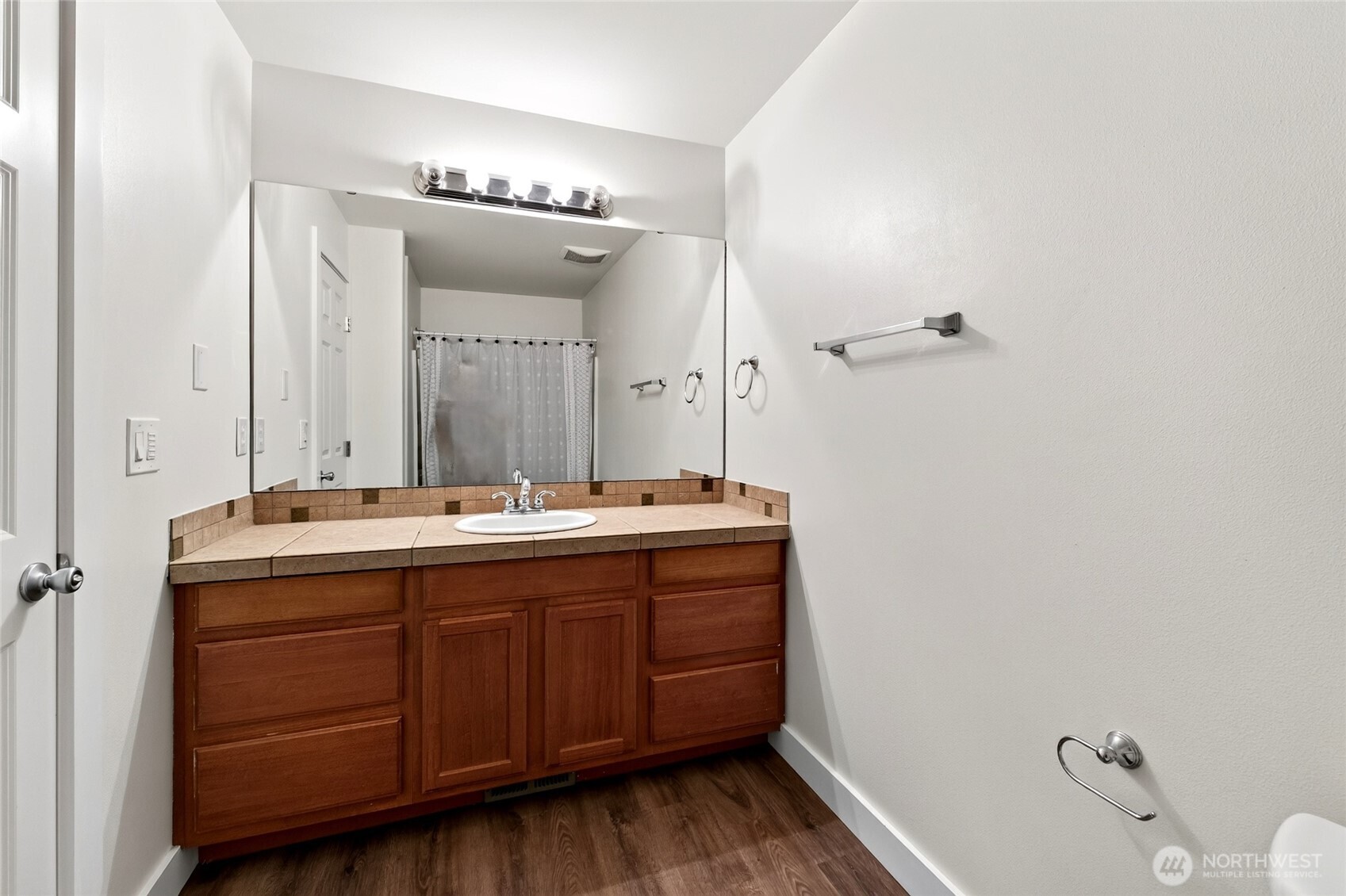 302 29th Street 101 Property Photo 20