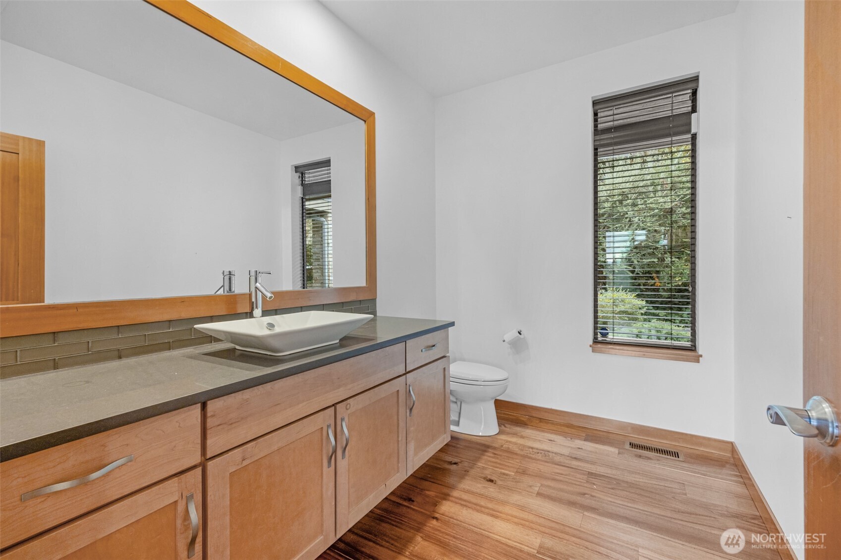 5121 Ne 55th Street Property Photo 19
