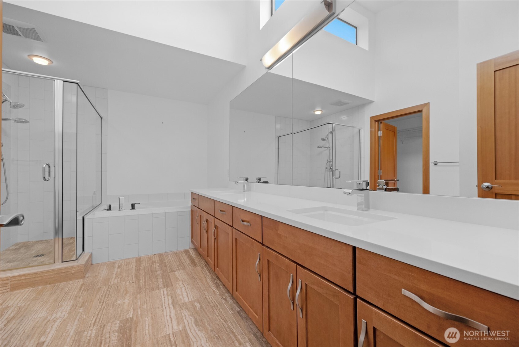 5121 Ne 55th Street Property Photo 22