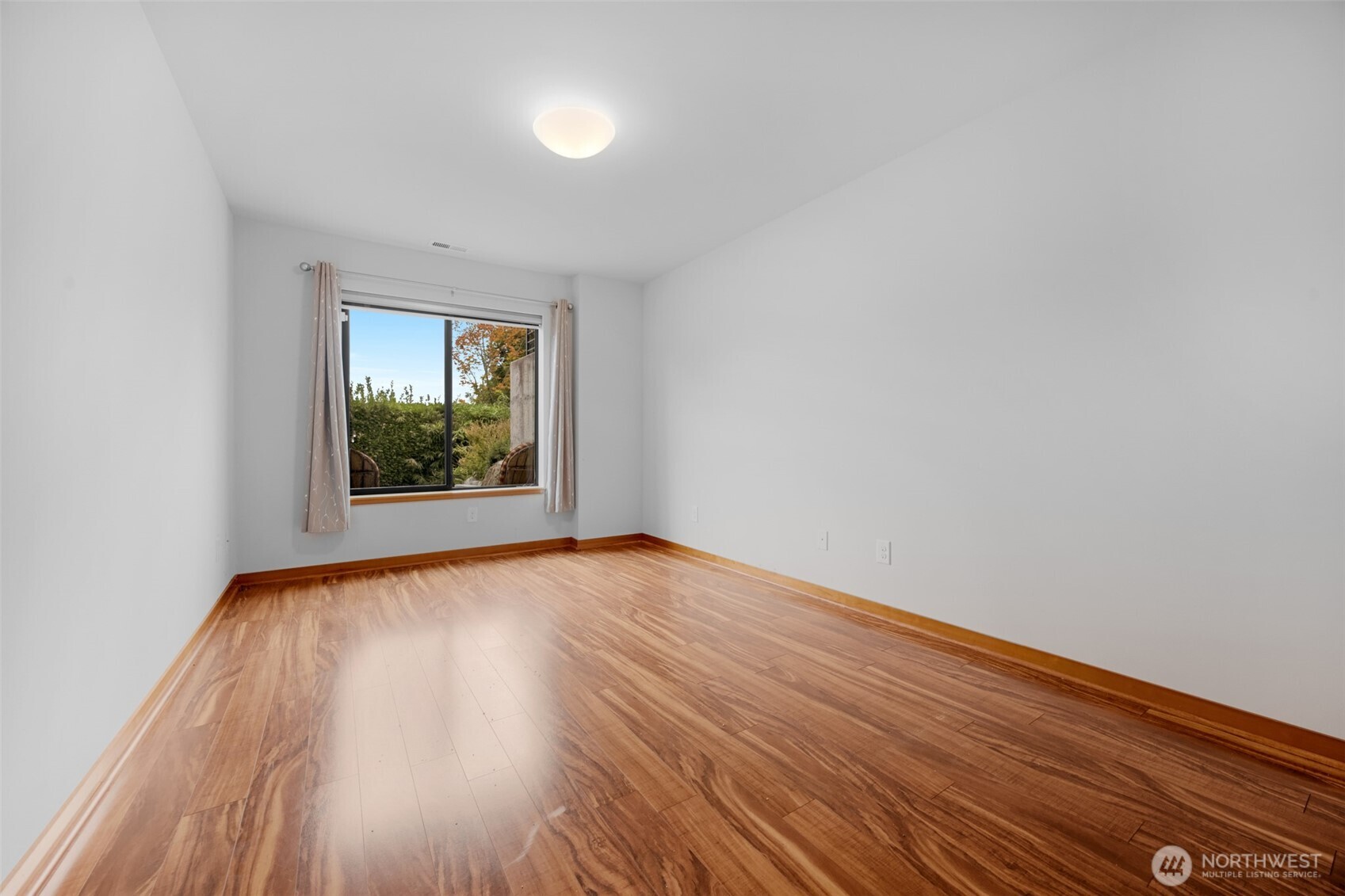 5121 Ne 55th Street Property Photo 31