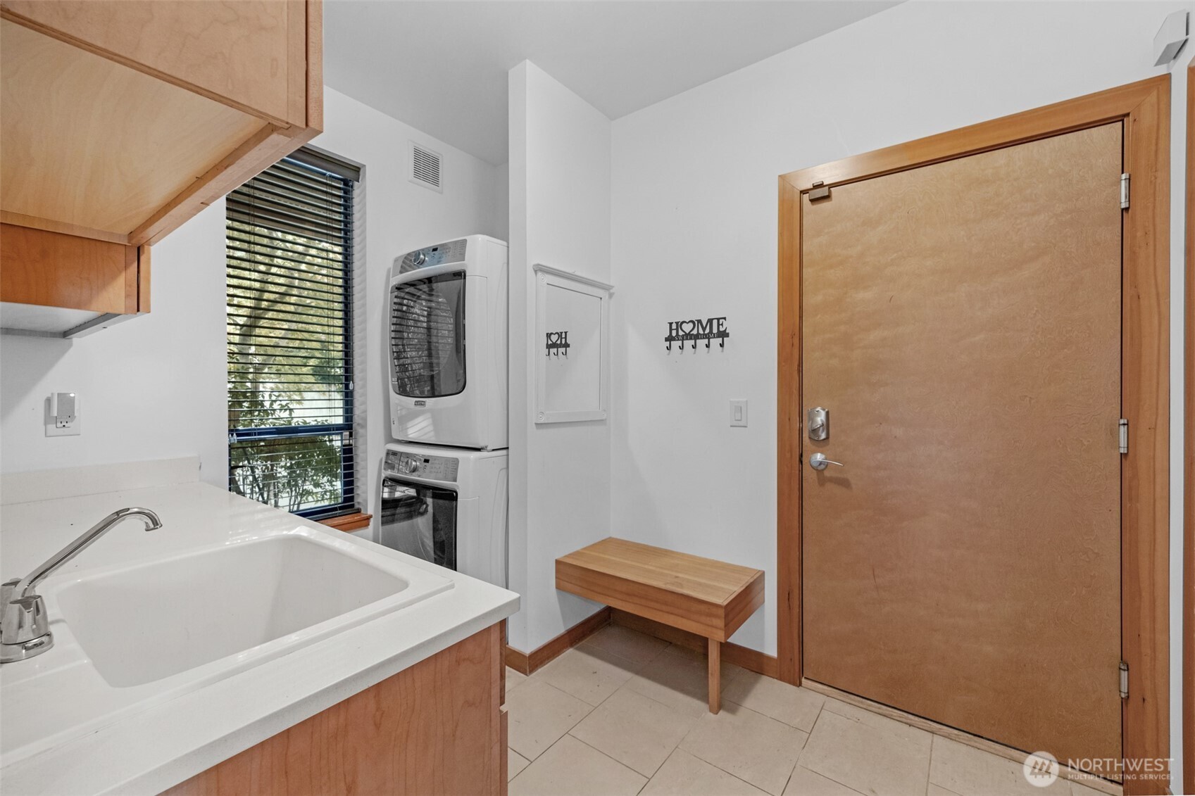5121 Ne 55th Street Property Photo 34