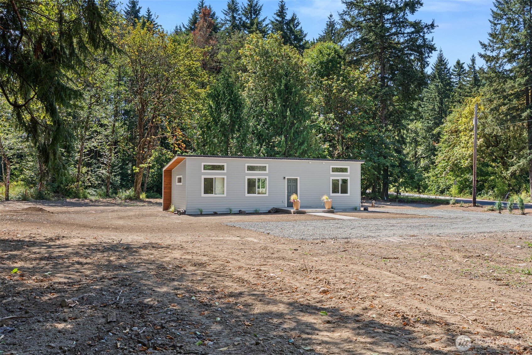 173 Barnes Drive Property Photo 1