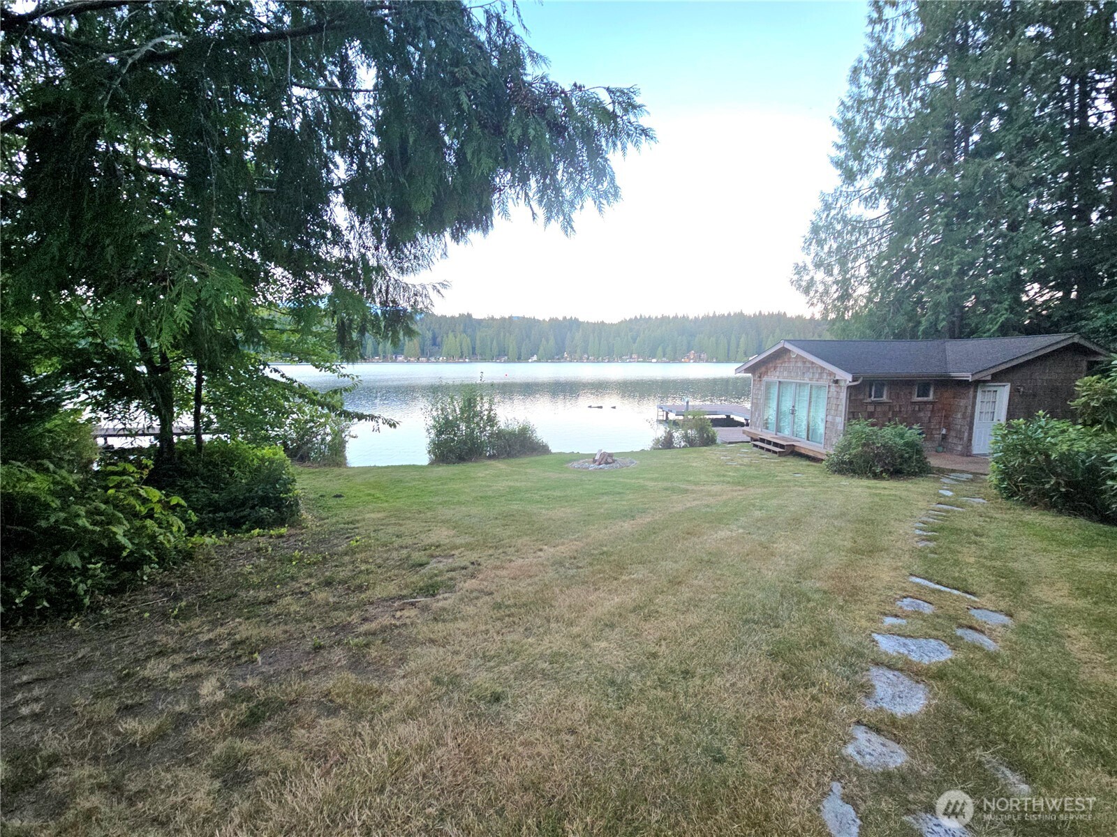 425 W Shore Loop Road Property Photo 5