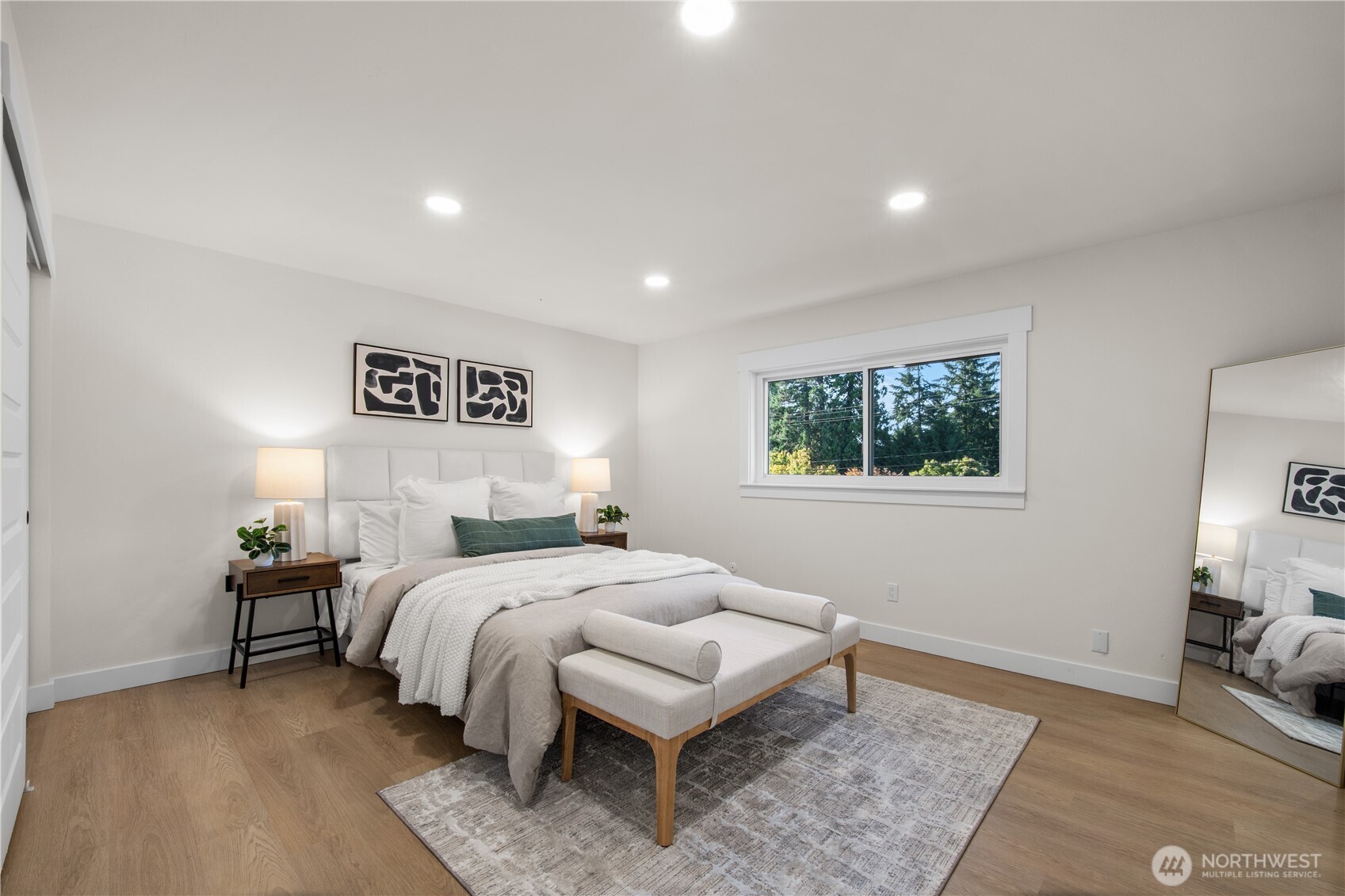 529 S 302nd Street Property Photo 17