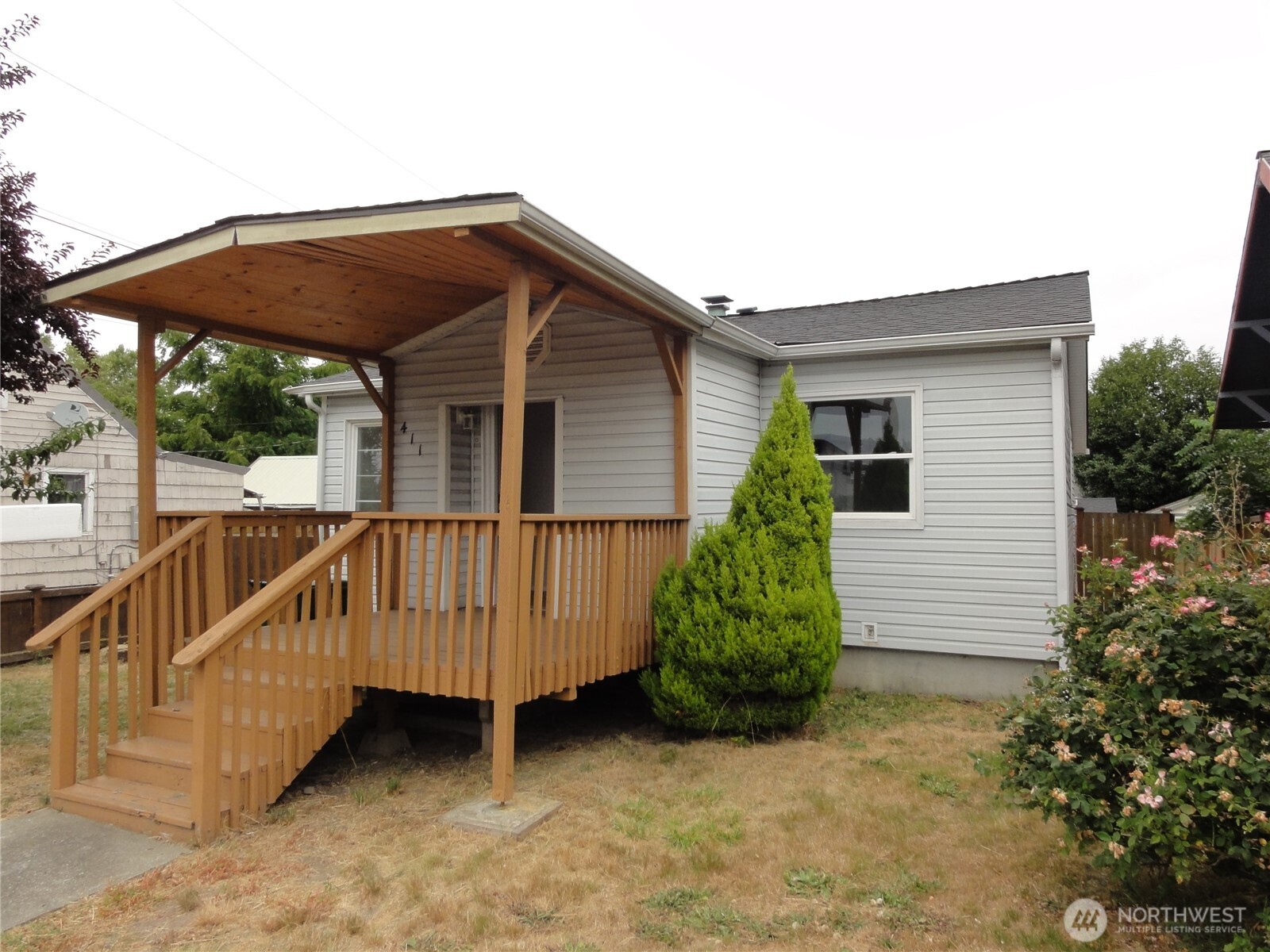 411 7th Street Property Photo 1