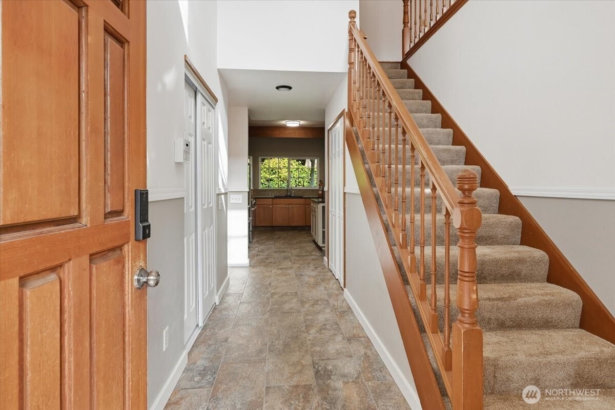 16906 65th Avenue Property Photo 30