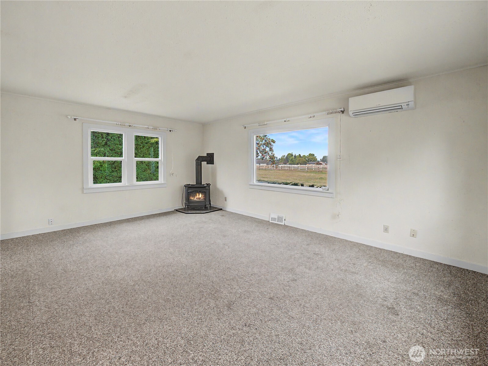 41915 212th Avenue Property Photo 6