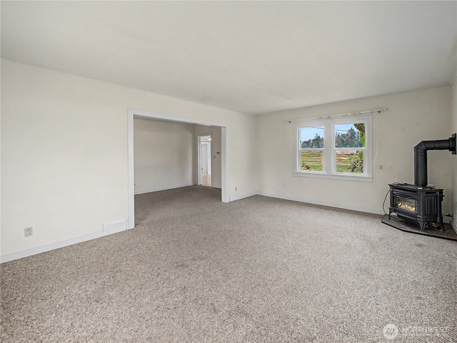 41915 212th Avenue Property Photo 7