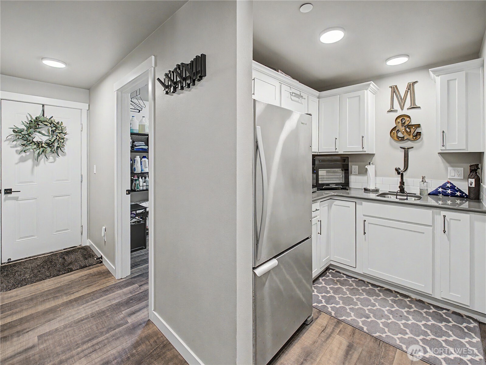 27011 173rd Street Property Photo 8