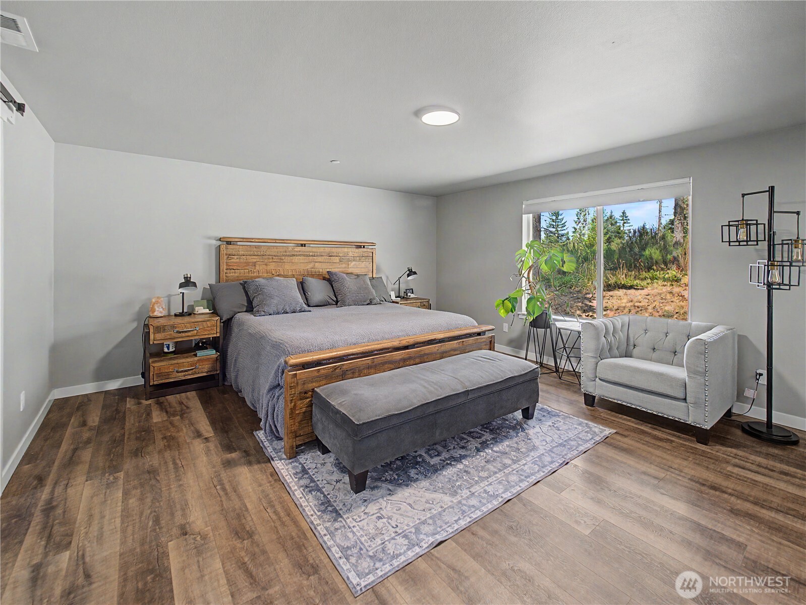 27011 173rd Street Property Photo 10