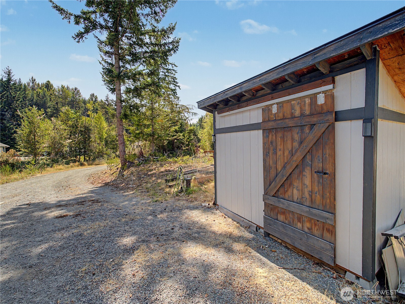 27011 173rd Street Property Photo 32