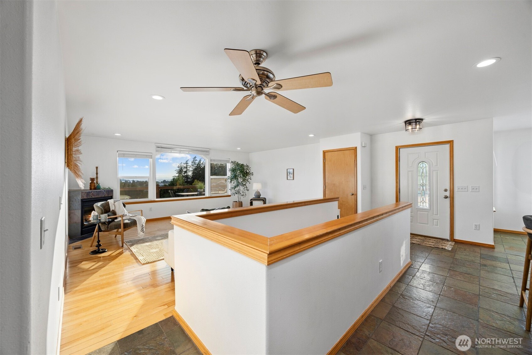 668 Parkview Place Property Photo 19