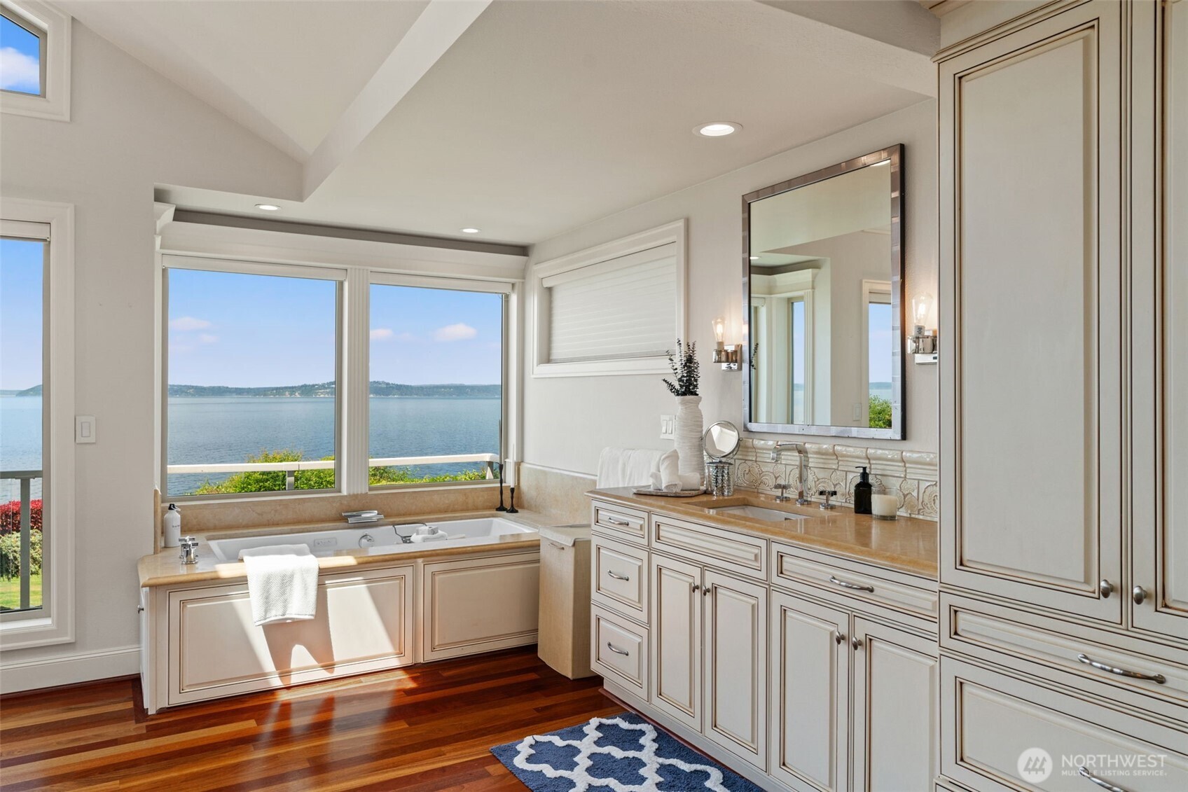 8723 Talbot Road Property Photo 24