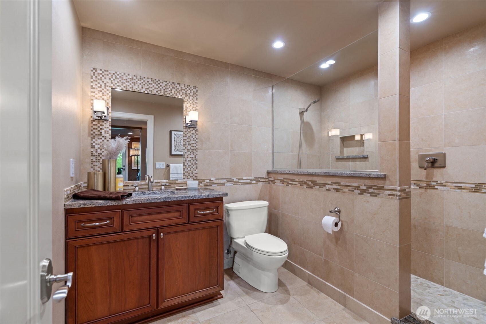 8723 Talbot Road Property Photo 34