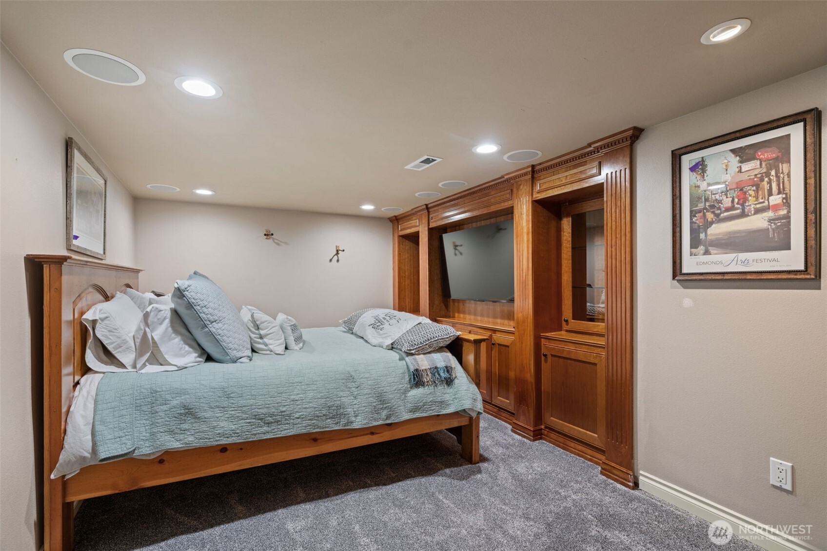8723 Talbot Road Property Photo 35