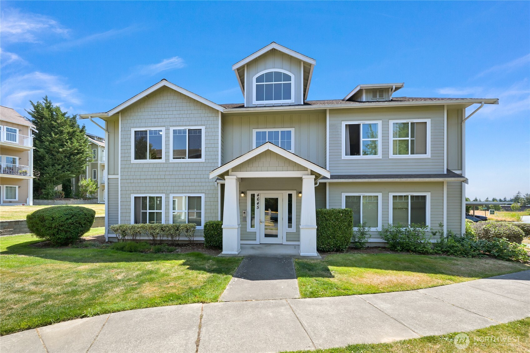 4645 Celia Way 201 Property Photo 2