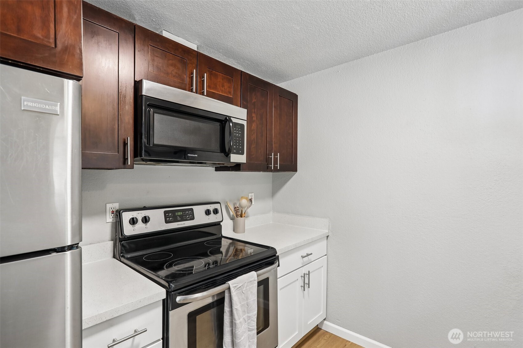 814 S Davies Road Property Photo 10