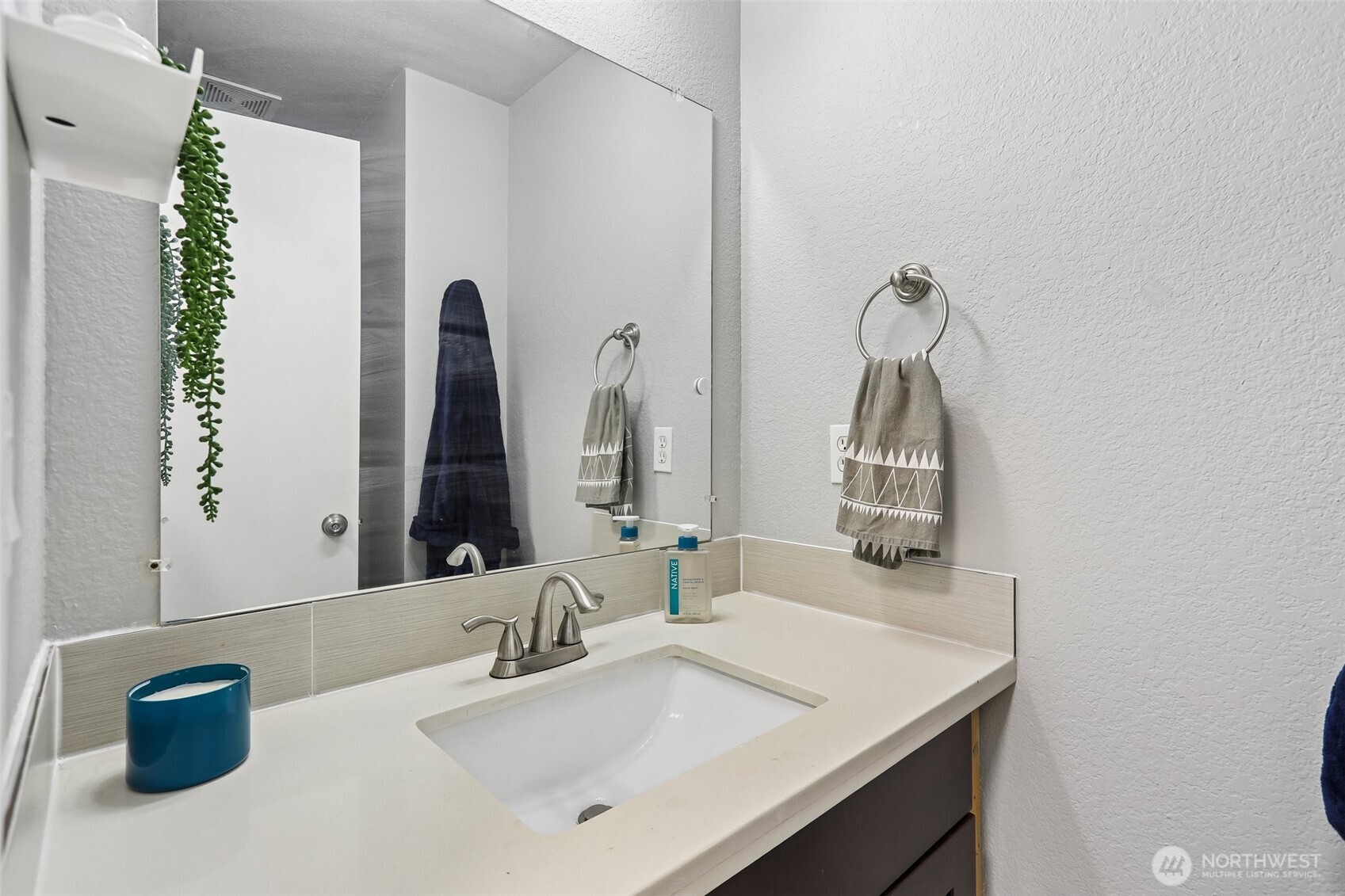 814 S Davies Road Property Photo 18
