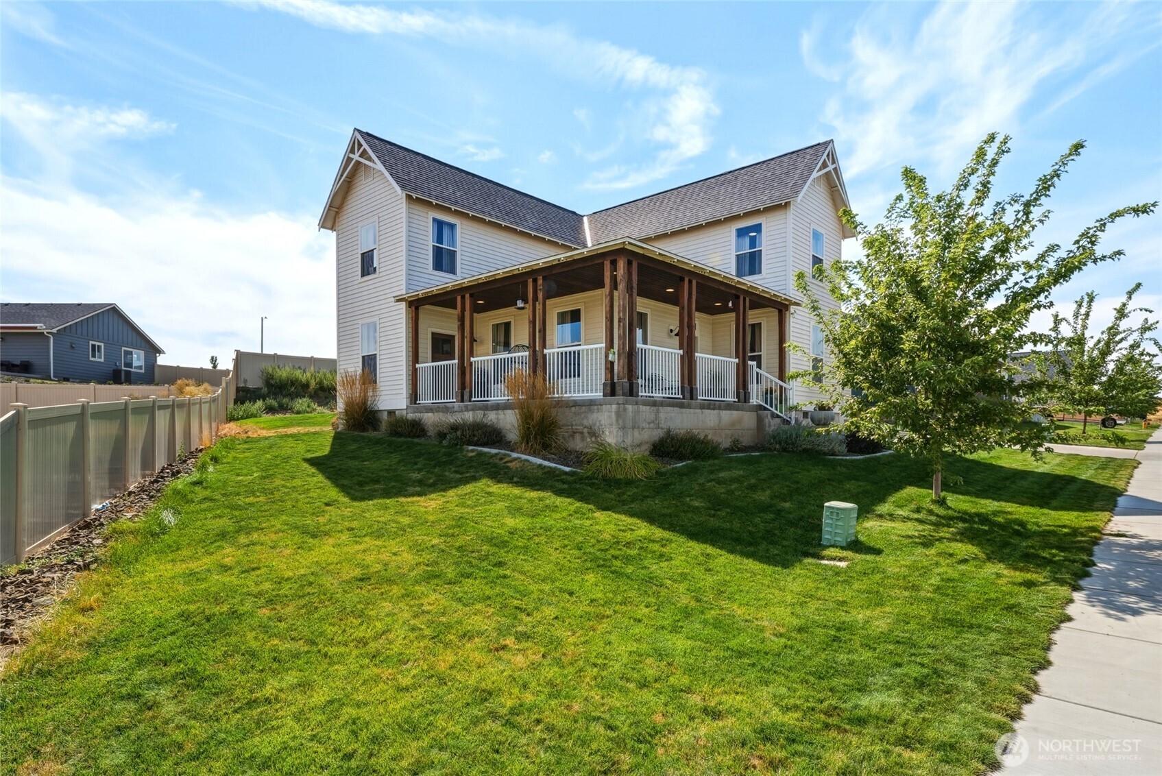 10 Lewis Circle Property Photo 5