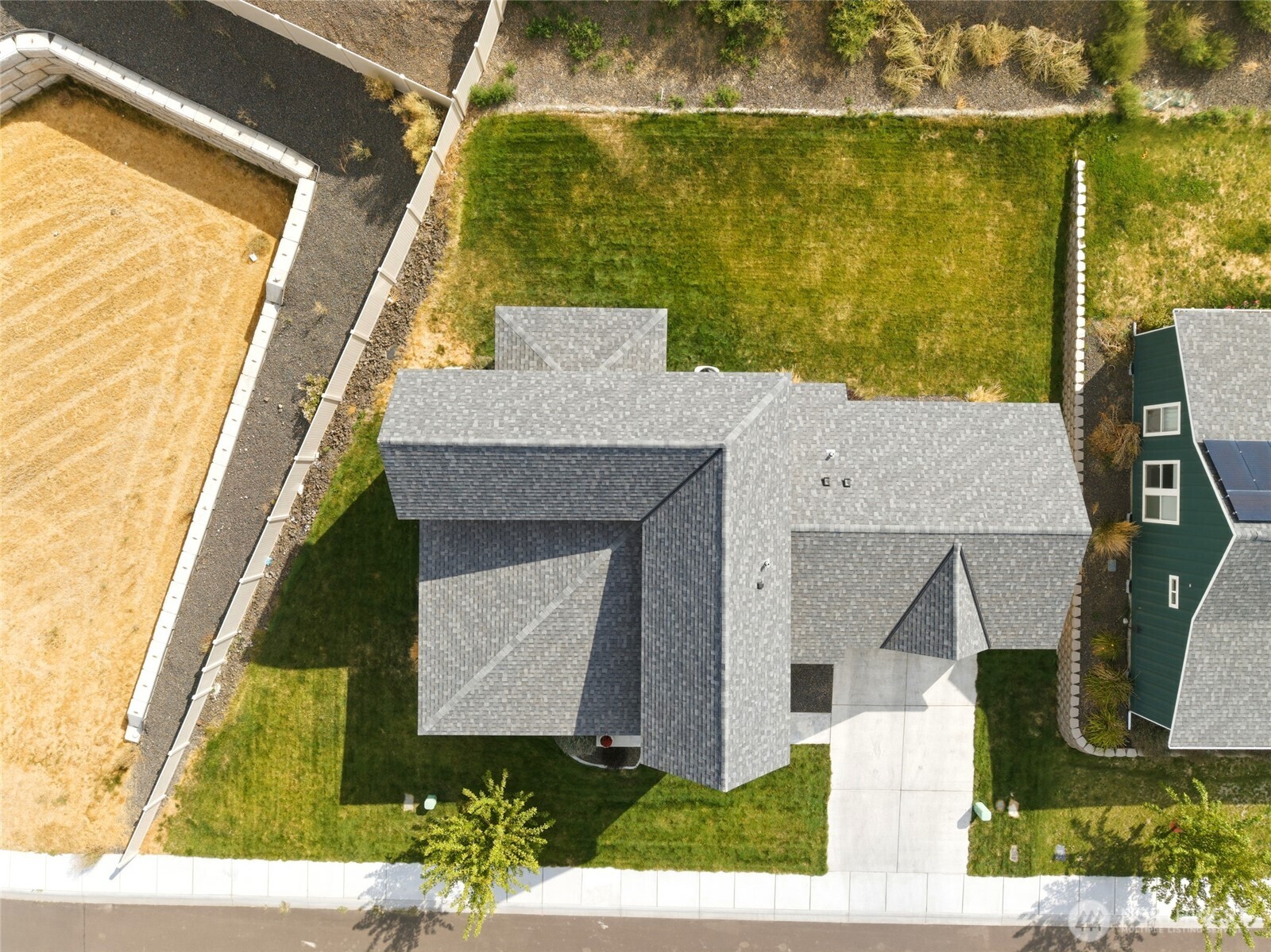 10 Lewis Circle Property Photo 36