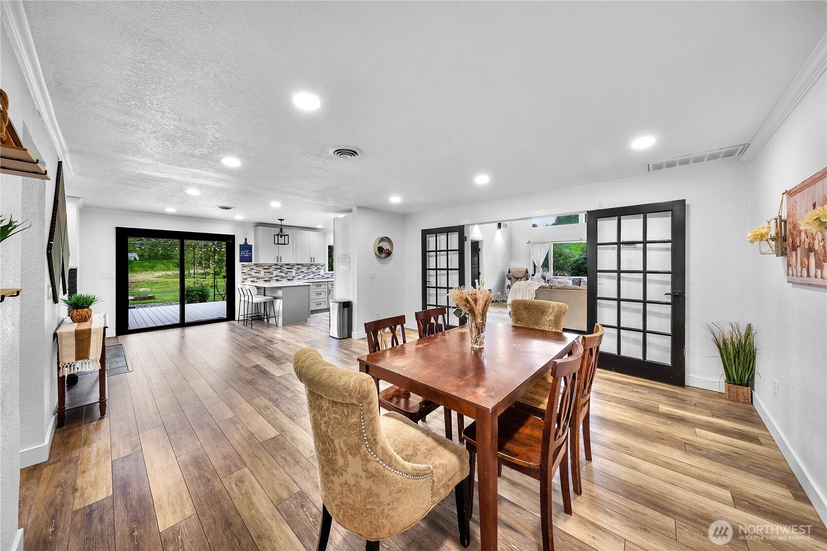 5144 Hannegan Road Property Photo 15